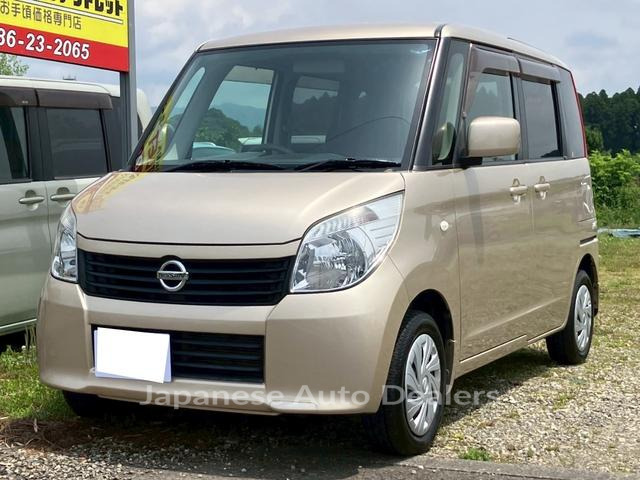 NISSAN ROOX