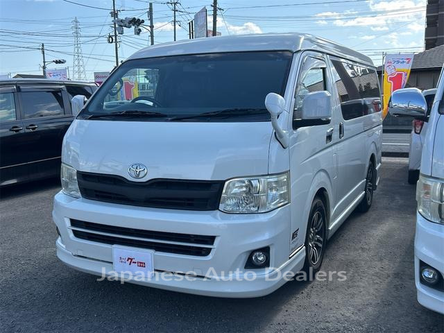 TOYOTA HIACE WAGON
