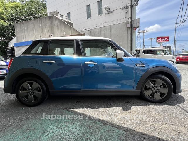 Image 12
